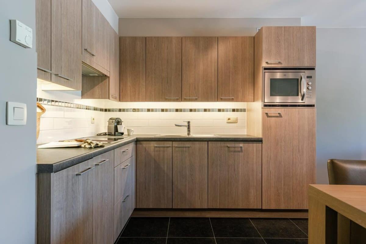 Huswell - Bright Apartment With Parking Near The Beach Бредене Екстериор снимка